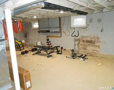 240 Derby Avenue - Photo Thumbnail 35