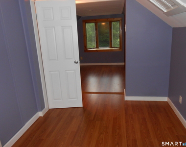 240 Derby Avenue - Photo Thumbnail 31