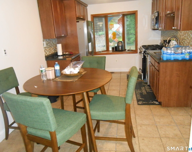 240 Derby Avenue - Photo Thumbnail 17