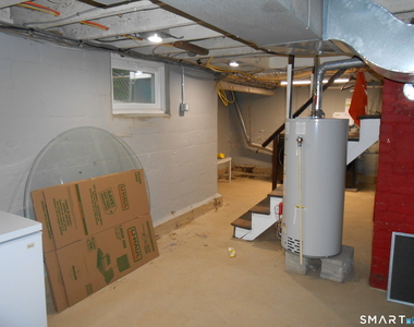 240 Derby Avenue - Photo Thumbnail 38