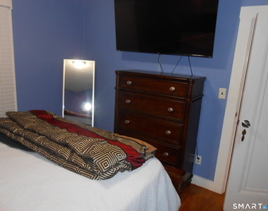 240 Derby Avenue - Photo Thumbnail 24