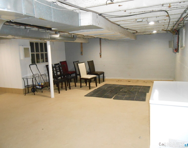 240 Derby Avenue - Photo Thumbnail 34
