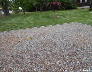 240 Derby Avenue - Photo Thumbnail 3
