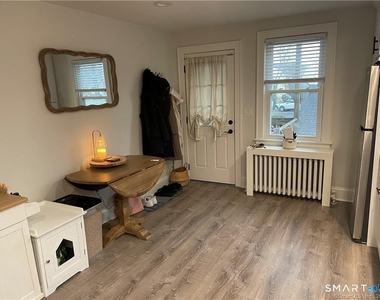 60 Weaver Street - Photo Thumbnail 5