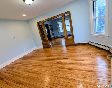 10 Wallace Street - Photo Thumbnail 17