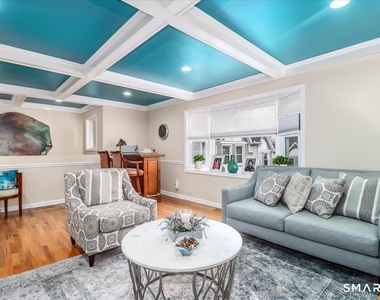 2445 Park Avenue - Photo Thumbnail 3