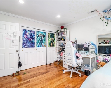 2445 Park Avenue - Photo Thumbnail 16