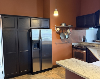 10 Summit Street - Photo Thumbnail 3
