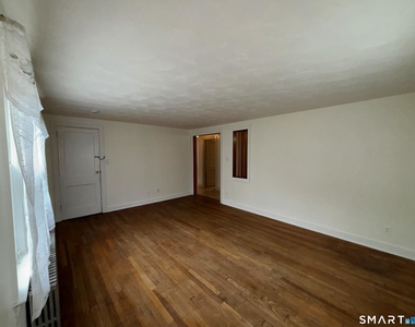 127 Booth Street - Photo Thumbnail 2