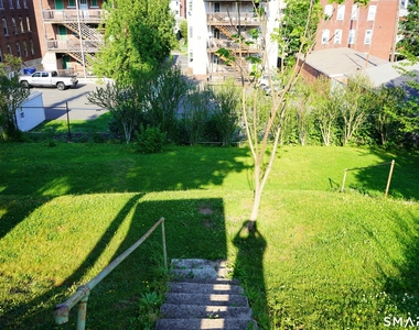 127 Booth Street - Photo Thumbnail 18