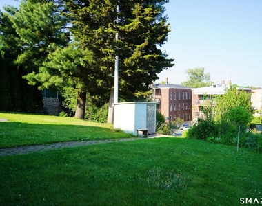 127 Booth Street - Photo Thumbnail 17