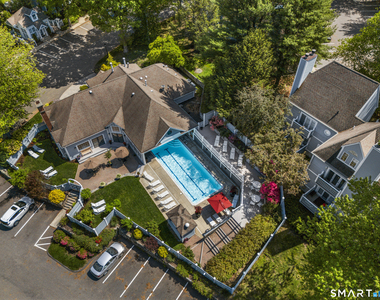 2124 Old Pond Lane - Photo Thumbnail 10