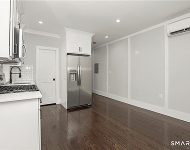 174 Coram Avenue - Photo Thumbnail 4
