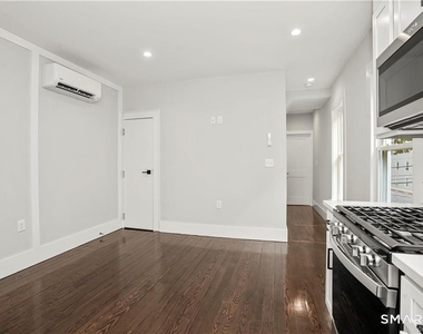 174 Coram Avenue - Photo Thumbnail 3