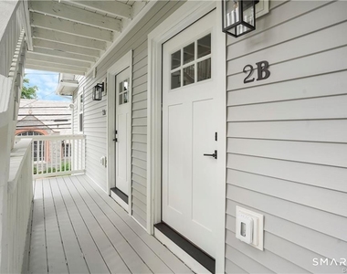 174 Coram Avenue - Photo Thumbnail 9
