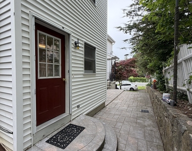 50 Lincoln Avenue - Photo Thumbnail 19