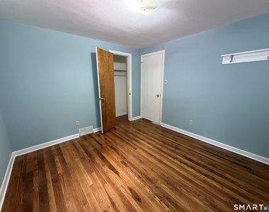 50 Lincoln Avenue - Photo Thumbnail 5