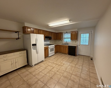 50 Lincoln Avenue - Photo Thumbnail 1