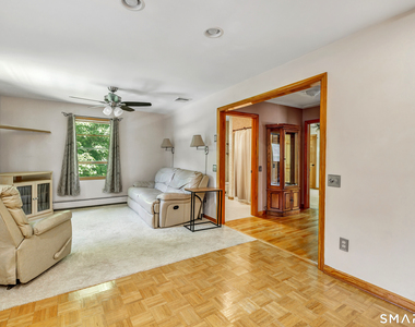 5b Saxony Drive - Photo Thumbnail 7
