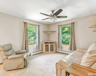 5b Saxony Drive - Photo Thumbnail 4
