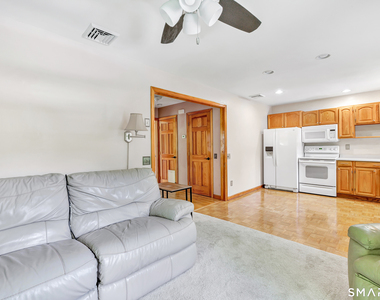 5b Saxony Drive - Photo Thumbnail 5
