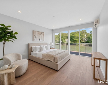 253 Riverside Avenue - Photo Thumbnail 6