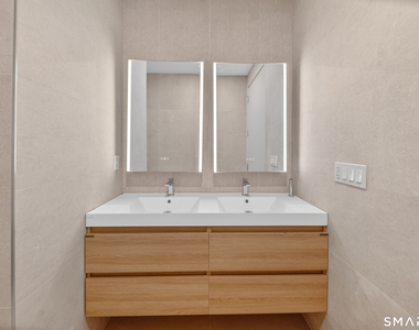 253 Riverside Avenue - Photo Thumbnail 7