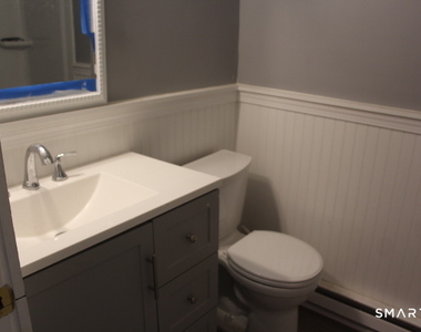 33 Lake Street - Photo Thumbnail 5