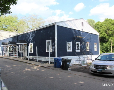 33 Lake Street - Photo Thumbnail 1