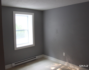 33 Lake Street - Photo Thumbnail 6