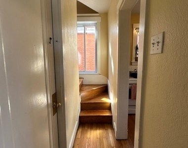 583 Neeb - Photo Thumbnail 7