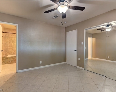 3896 Acapulco Avenue - Photo Thumbnail 22