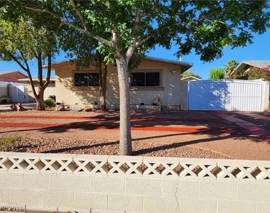 3896 Acapulco Avenue - Photo Thumbnail 38