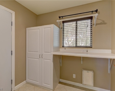 3896 Acapulco Avenue - Photo Thumbnail 16