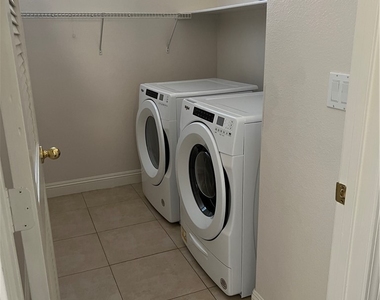 4433 Nestos Valley Avenue - Photo Thumbnail 35