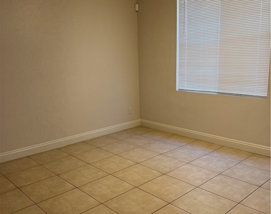 4433 Nestos Valley Avenue - Photo Thumbnail 23