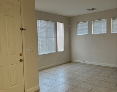 4433 Nestos Valley Avenue - Photo Thumbnail 24