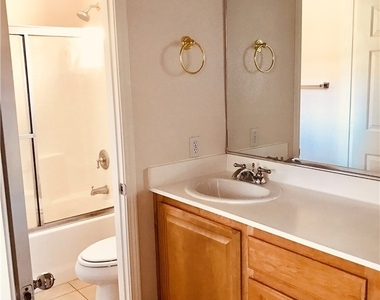 4433 Nestos Valley Avenue - Photo Thumbnail 12