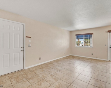 101 Luna Way - Photo Thumbnail 5