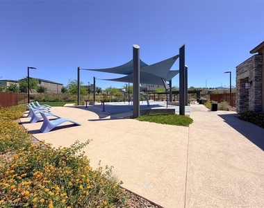 294 Mount Williamson Street - Photo Thumbnail 25