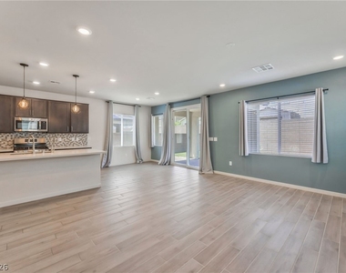 6735 High Quest Street - Photo Thumbnail 6