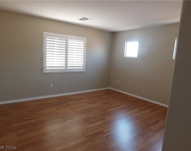 913 Ambrosia Drive - Photo Thumbnail 15