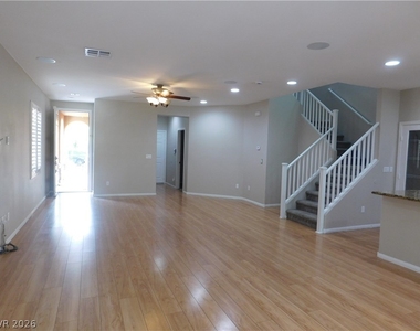913 Ambrosia Drive - Photo Thumbnail 9