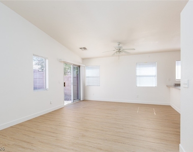 5962 Turtle River Avenue - Photo Thumbnail 13