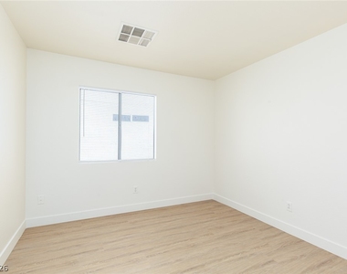 5962 Turtle River Avenue - Photo Thumbnail 17