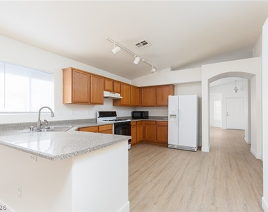 5962 Turtle River Avenue - Photo Thumbnail 9