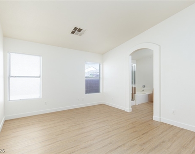 5962 Turtle River Avenue - Photo Thumbnail 21