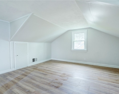 904 Lake Road - Photo Thumbnail 23