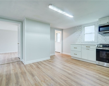 904 Lake Road - Photo Thumbnail 4