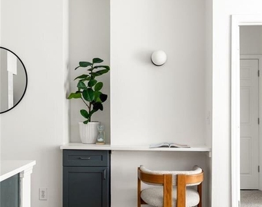 400 17th St Nw - Photo Thumbnail 2